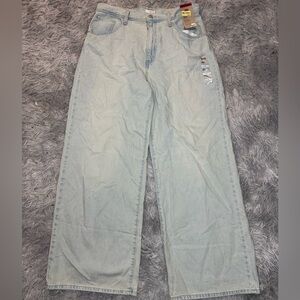 Levi’s Women’s High Rise Cinch Baggy Jeans - Light Wash Size 32x21 NWT